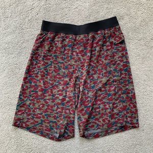 Lululemon T.H.E. Short 9” liner less